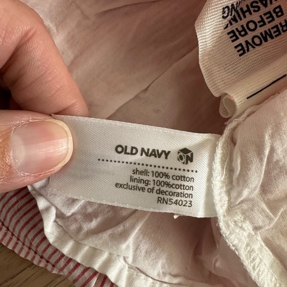 Old Navy Girls Red and White Striped Ruffle Spaghetti Strap Tank Top Size 12M - Picture 8 of 10